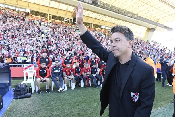Olympique de Marsella apura a Marcelo Gallardo por una definicion: hasta cuando lo esperaran