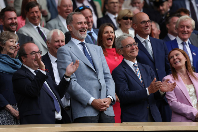 Alcaraz borda su primer Wimbledon tras ganarle la final a Djokovic