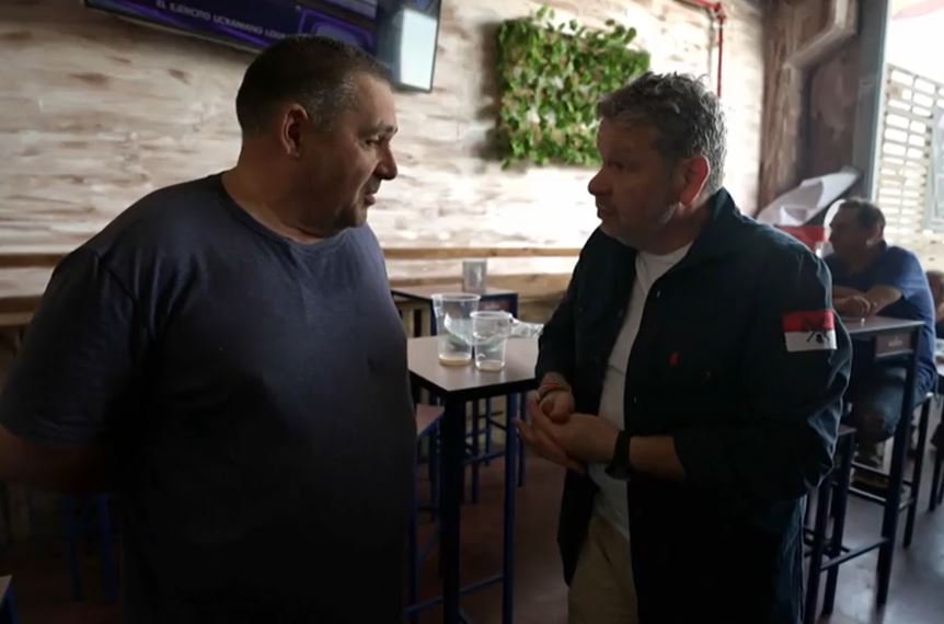 Carlos Moreno habla con Alberto Chicote