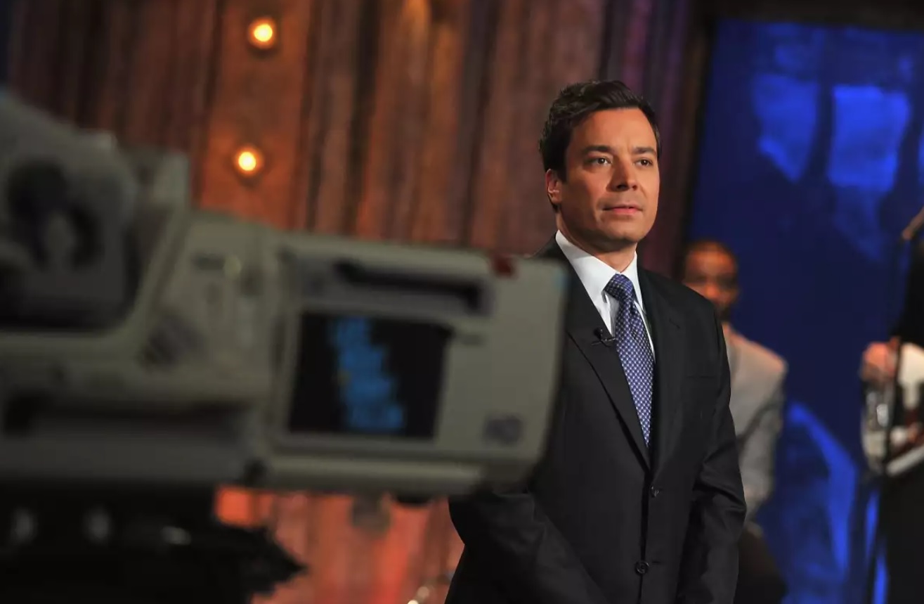 Jimmy Fallon se disculpo con el personal de The Tonight Show tras las acusaciones > Cultura Geek %