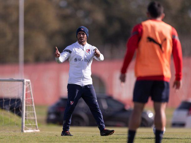 Empezaron las prohibiciones: la llamativa decision de Carlos Tevez en Independiente