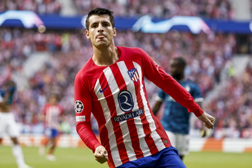 El delantero del Atletico de Madrid Álvaro Morata celebra su gol ante el Feyenoord.
