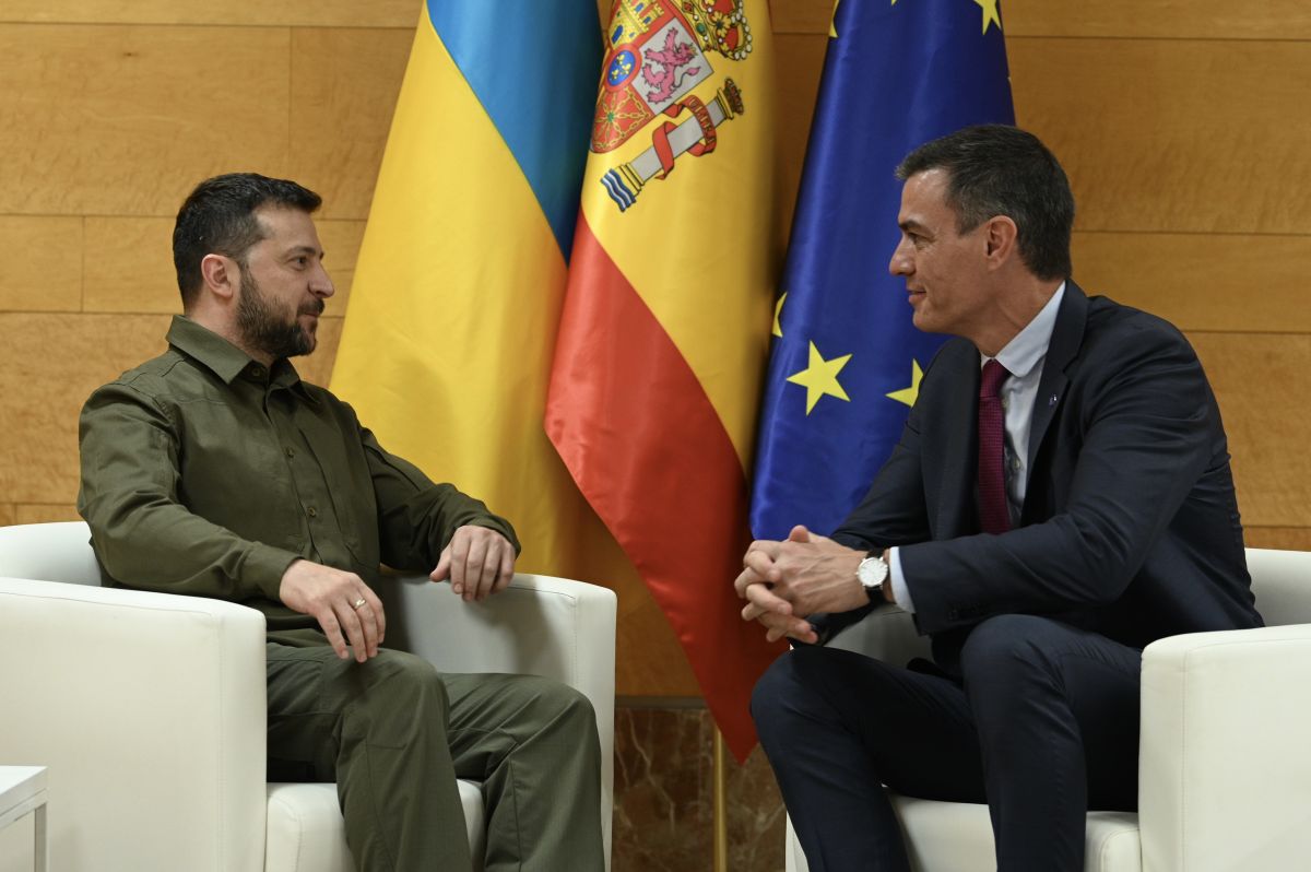 Sanchez y Zelenski, reunidos en Granada.