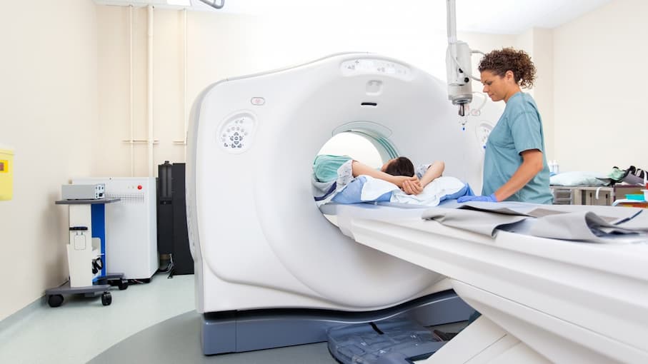 Piden incorporar un estudio de rutina para detectar el cancer de pulmon de manera precoz - este medio