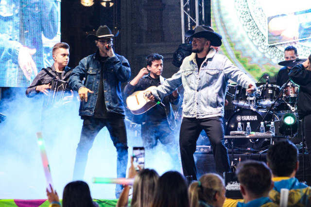 Con fuego, danza y musica despidieron los Juegos Deportivos Nacionales en Manizales