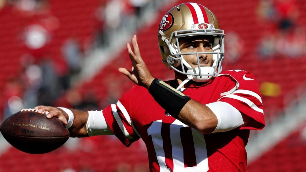Jimmy Garoppolo, el quarterback titular de los 49ers cuando llego Purdy.