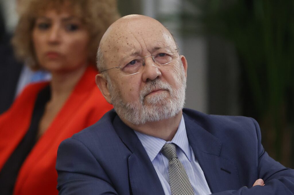 El presidente del CIS, Jose Felix Tezanos, interviene en un desayuno informativo en Madrid.