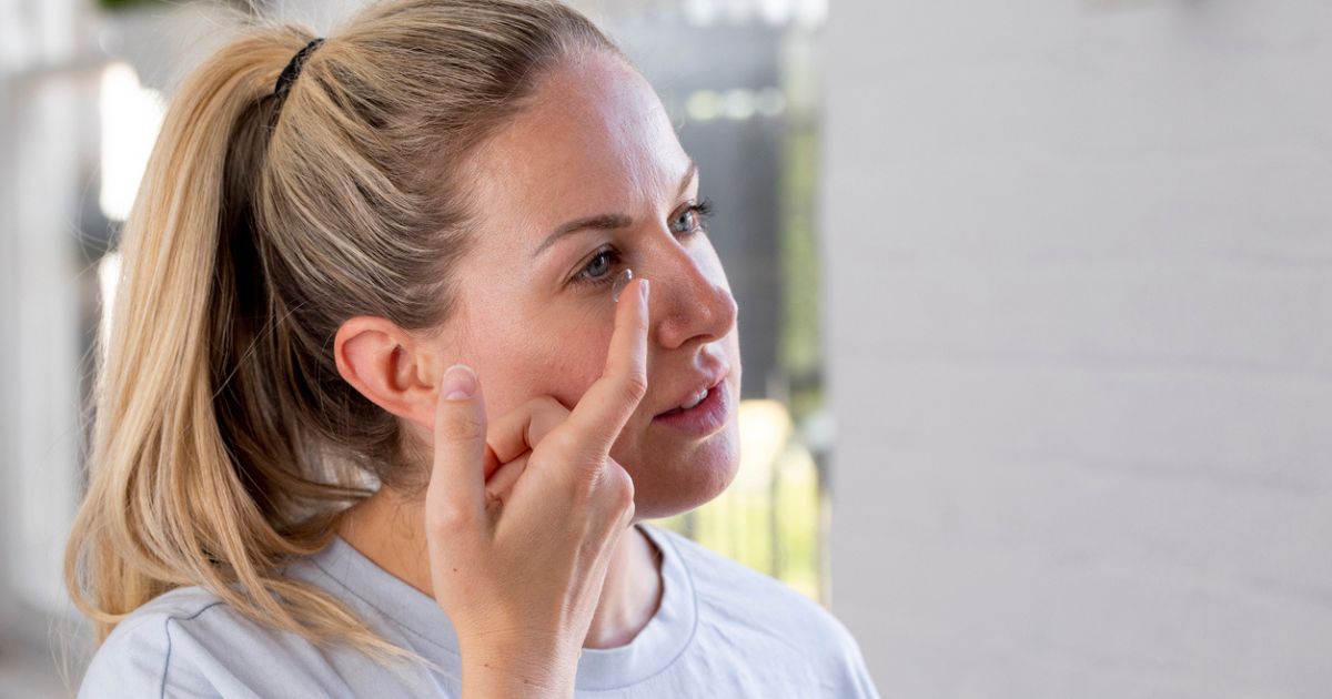Una joven cuenta como se quedo ciega de un ojo por las lentillas: que es lo que debes y no debes hacer con las lentes de contacto