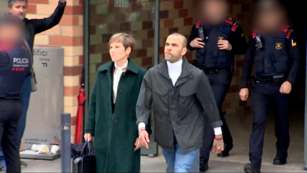 La acusacion de Alves pedira al tribunal la anulacion de su libertad provisional