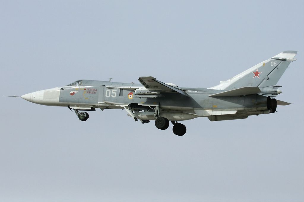 Avion Sukhoi Su-24 del Ejercito ruso.