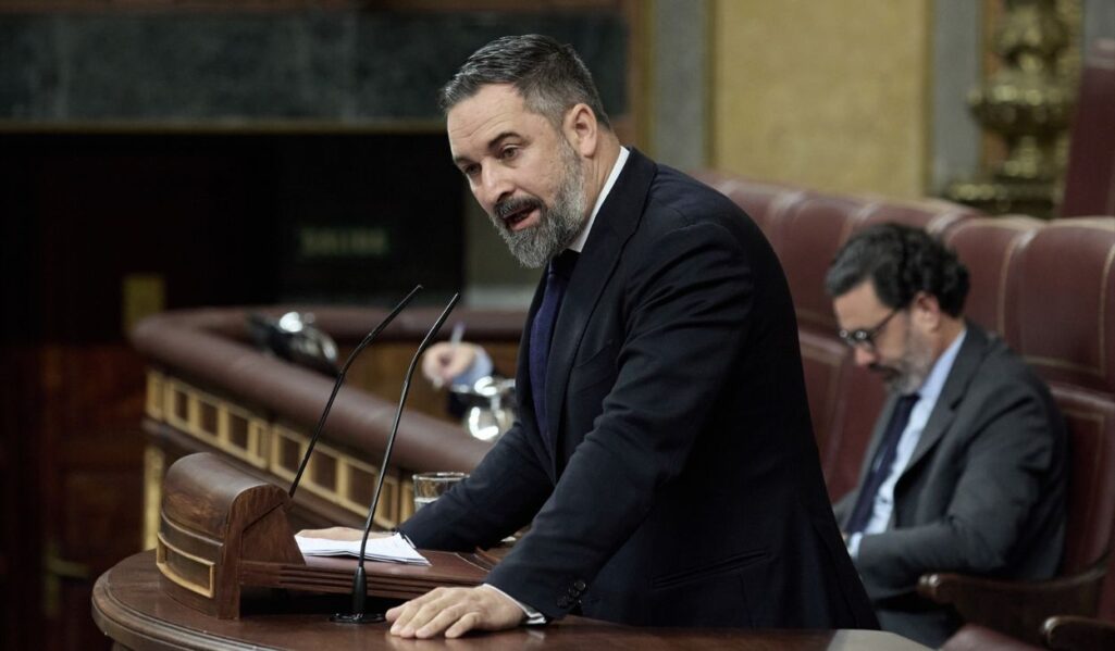 El presidente de VOX, Santiago Abascal, interviene durante una sesion de control al Gobierno, en el Congreso de los Diputados