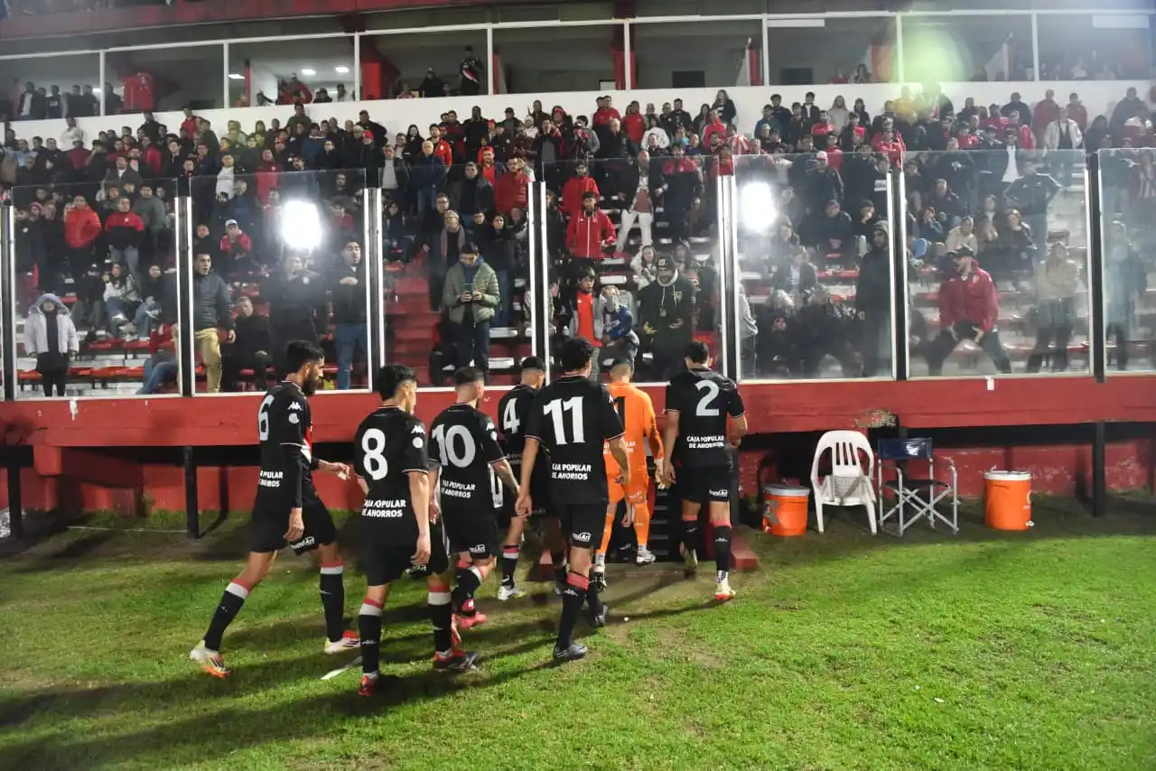 1280x854_sin-aprobados-mira-1x1-derrota-san-martin-contra-arsenal-30-1100521-015014.webp.webp