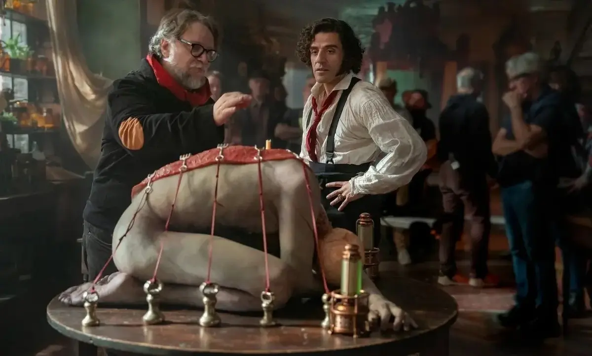 Guillermo del Toro Frankenstein