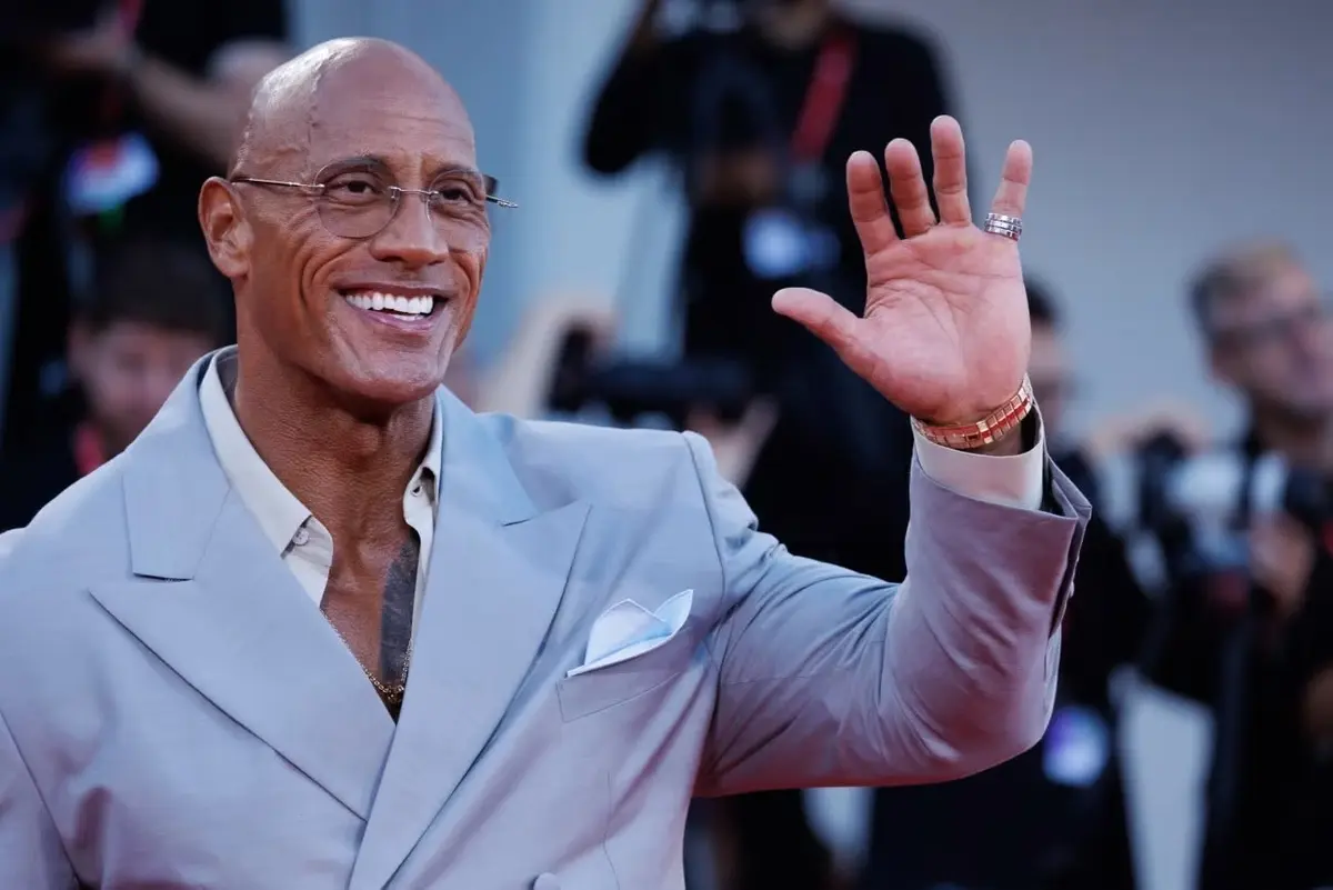 dwayne-johnson-www.culturageek.com_.ar_-1.webp.webp
