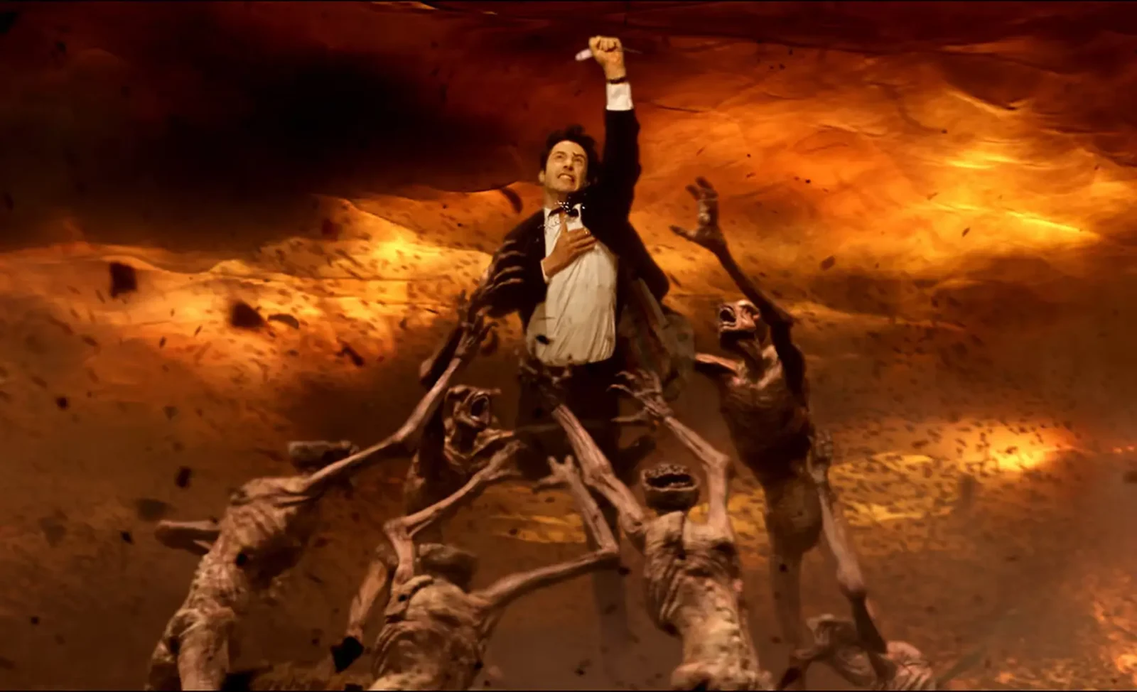 Constantine-www.culturageek.com_.ar_-e1759521352999.webp.webp